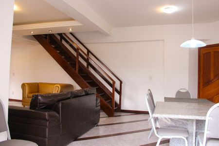 Sala de apartamento para alugar com 2 quartos, 180m² em Vila Nova, Cabo Frio