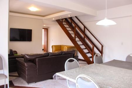 Sala de apartamento para alugar com 2 quartos, 180m² em Vila Nova, Cabo Frio