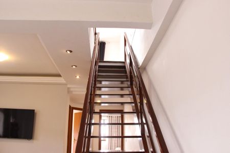 Apartamento para alugar com 180m², 2 quartos e 2 vagas Apartamento para alugar com 180m², 2 quartos e 2 vagasescada