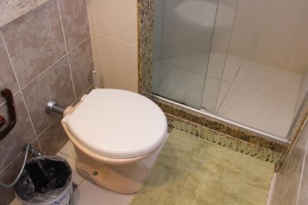 Apartamento para alugar com 180m², 2 quartos e 2 vagas Apartamento para alugar com 180m², 2 quartos e 2 vagasbanheiro social 02