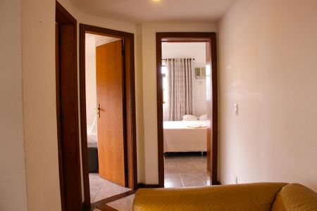 corredor 1 andar de apartamento para alugar com 2 quartos, 180m² em Vila Nova, Cabo Frio