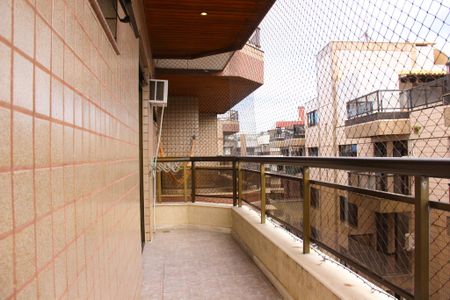 Apartamento para alugar com 180m², 2 quartos e 2 vagas Apartamento para alugar com 180m², 2 quartos e 2 vagasSuíte 1