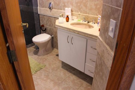 Apartamento para alugar com 180m², 2 quartos e 2 vagas Apartamento para alugar com 180m², 2 quartos e 2 vagasSuíte 2
