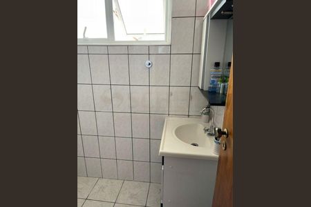 Casa à venda com 122m², 2 quartos e 2 vagas