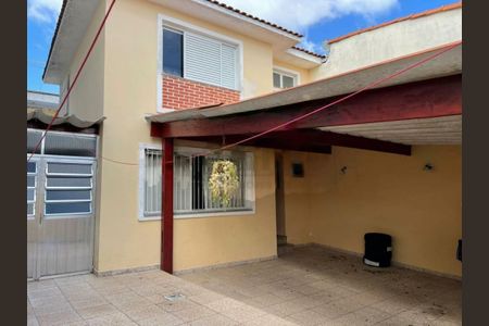 Casa à venda com 122m², 2 quartos e 2 vagas