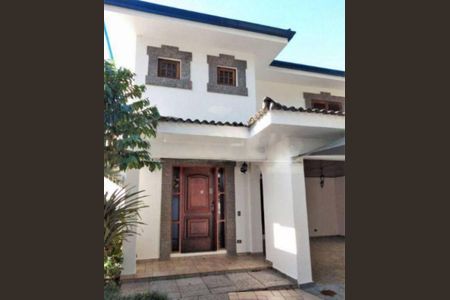 Casa à venda com 4 quartos, 430m² em Granja Julieta, São Paulo