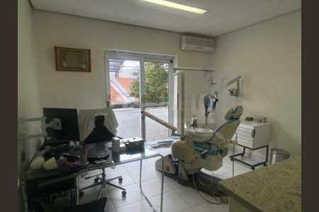 Casa à venda com 3 quartos, 110m² em Chácara Santo Antônio (Zona Sul), São Paulo