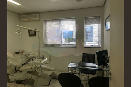 Casa à venda com 3 quartos, 110m² em Chácara Santo Antônio (Zona Sul), São Paulo
