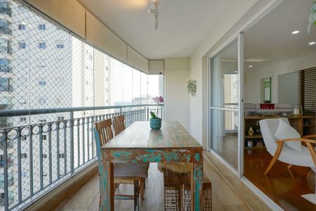 Apartamento à venda com 120m², 3 quartos e 2 vagas