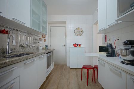 Apartamento à venda com 120m², 3 quartos e 2 vagas