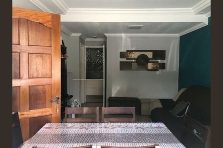 Casa à venda com 3 quartos, 107m² em Parque Munhoz, São Paulo