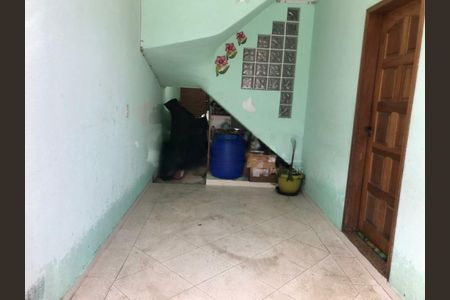Casa à venda com 107m², 3 quartos e 2 vagas