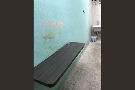 Casa à venda com 107m², 3 quartos e 2 vagas