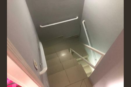 Casa à venda com 107m², 3 quartos e 2 vagas