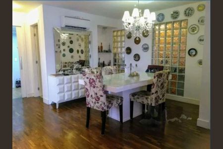 Apartamento à venda com 3 quartos, 140m² em Aclimação, São Paulo