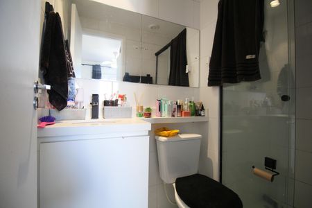 Banheiro da Suíte de apartamento à venda com 1 quarto, 24m² em Paraíso do Morumbi, São Paulo