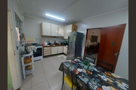 Casa à venda com 199m², 3 quartos e 5 vagas