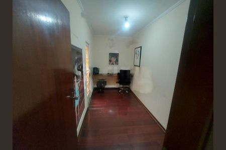 Casa à venda com 199m², 3 quartos e 5 vagas