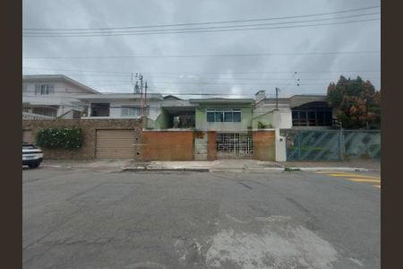 Casa à venda com 199m², 3 quartos e 5 vagas