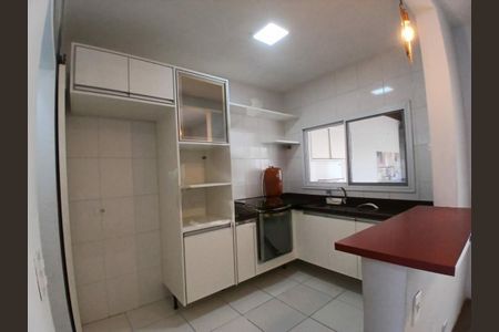 Casa à venda com 87m², 3 quartos e 2 vagas