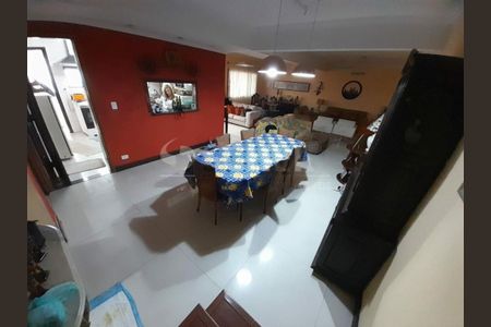 Casa à venda com 3 quartos, 175m² em Jardim das Imbuias, São Paulo