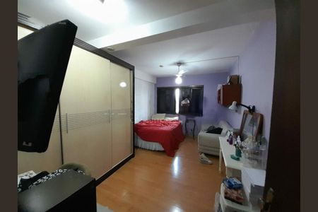 Casa à venda com 3 quartos, 175m² em Jardim das Imbuias, São Paulo