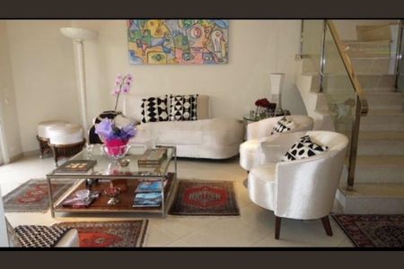 Apartamento à venda com 2 quartos, 340m² em Vila Uberabinha, São Paulo