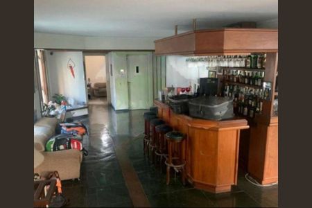 Apartamento à venda com 240m², 3 quartos e 2 vagas