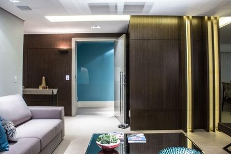 Apartamento à venda com 317m², 4 quartos e 4 vagas