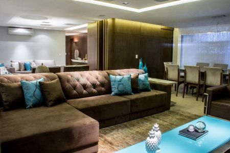 Apartamento à venda com 317m², 4 quartos e 4 vagas