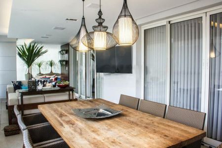 Apartamento à venda com 317m², 4 quartos e 4 vagas