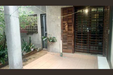 Casa à venda com 160m², 3 quartos e 4 vagas