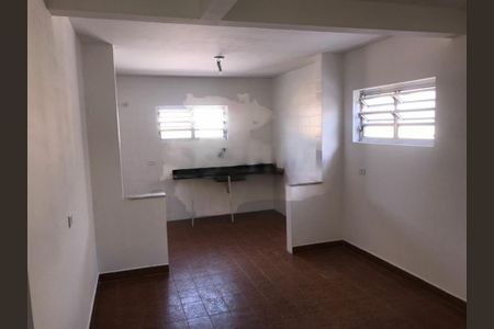 Casa à venda com 3 quartos, 240m² em Jardim Palmares (Zona Sul), São Paulo