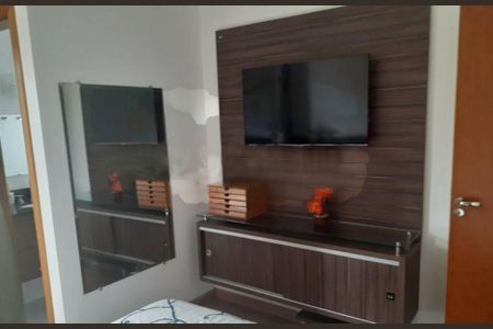Casa à venda com 68m², 2 quartos e 2 vagas