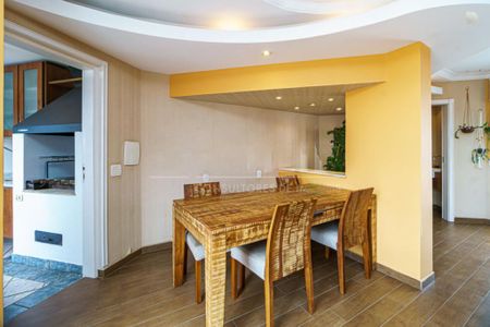 Apartamento à venda com 3 quartos, 230m² em Vila Paulista, São Paulo