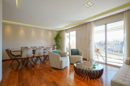 Apartamento à venda com 155m², 3 quartos e 3 vagas