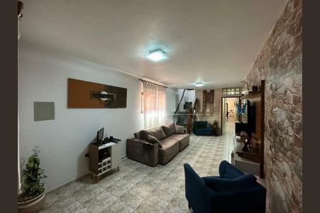 Casa à venda com 3 quartos, 270m² em Jardim Primavera, São Paulo