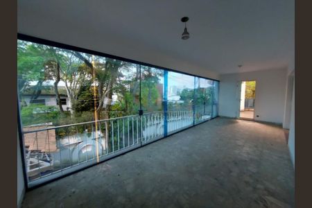Casa à venda com 4 quartos, 600m² em Jardim Everest, São Paulo