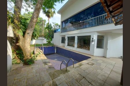 Casa à venda com 4 quartos, 600m² em Jardim Everest, São Paulo