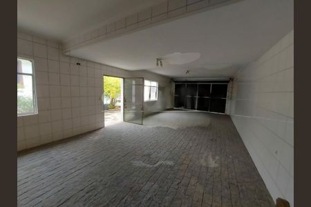 Casa à venda com 4 quartos, 600m² em Jardim Everest, São Paulo