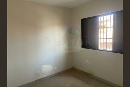 Casa à venda com 3 quartos, 180m² em Campo Grande, São Paulo
