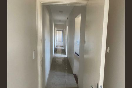 Casa à venda com 3 quartos, 180m² em Campo Grande, São Paulo