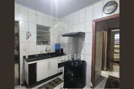 Casa à venda com 2 quartos, 80m² em Vila Santo Antônio, São Paulo