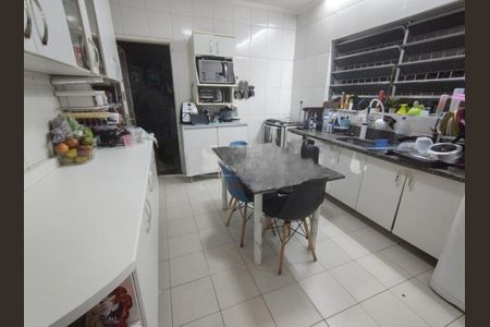 Casa à venda com 3 quartos, 120m² em Vila Sao Pedro, São Paulo