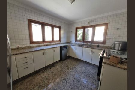 Casa à venda com 446m², 4 quartos e 4 vagas