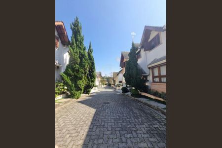 Casa à venda com 446m², 4 quartos e 4 vagas