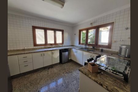 Casa à venda com 446m², 4 quartos e 4 vagas