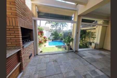 Casa à venda com 446m², 4 quartos e 4 vagas