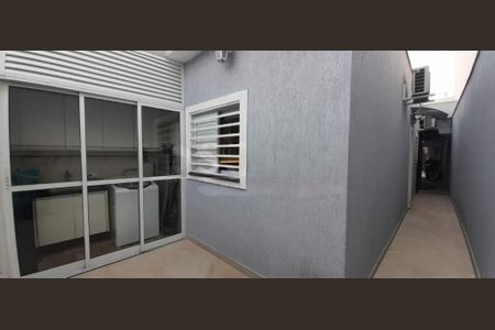 Casa à venda com 1 quarto, 70m² em Jardim Luanda, São Paulo
