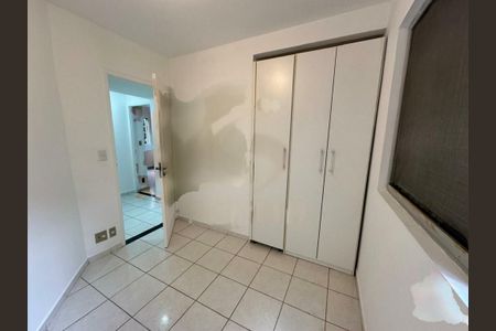 Apartamento à venda com 77m², 3 quartos e sem vaga